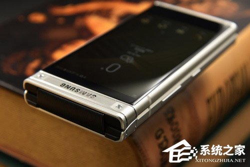 三星W2018值不值得买?三星W2018上手评测