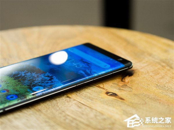 诺基亚8 Sirocco好不好?Nokia8 Sirocco真机上