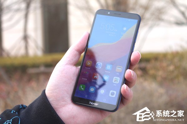 华为荣耀畅玩7C好不好?荣耀畅玩7C手机上手