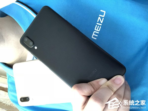后置双摄!魅族魅蓝E3手机真机谍照遭曝光