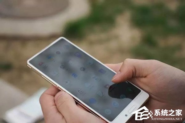 坚果3值不值得买?坚果3手机上手评测