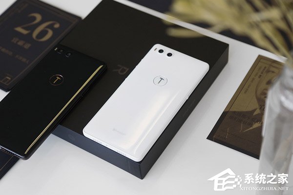 最好看的白色手机?锤子新旗舰坚果R1白色版开