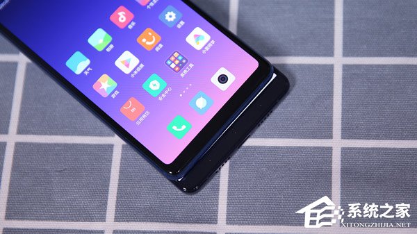 买坚果Pro 2S还是小米8 SE?小米8 SE和坚果Pro 2S对比评测