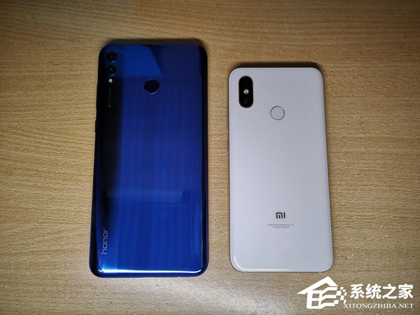 买荣耀8X Max还是小米8?小米8和荣耀8X Max外观对比