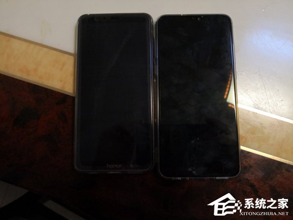 买华为荣耀8X还是7X?荣耀7X和荣耀8X外观对比