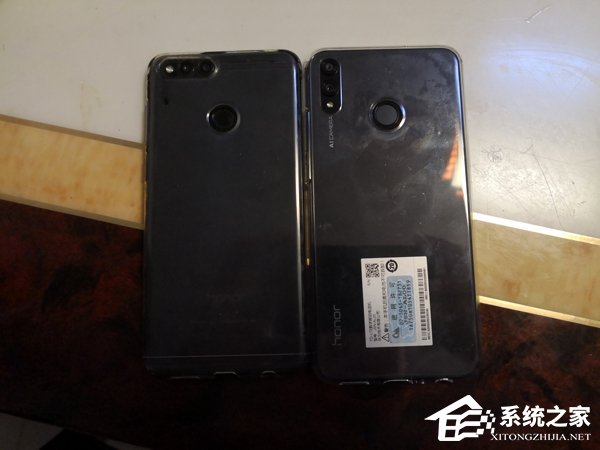 买华为荣耀8X还是7X?荣耀7X和荣耀8X外观对比