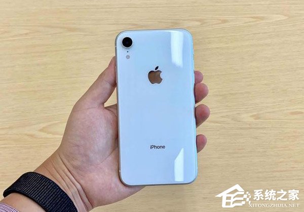 iphone xr是哪个系列 80-1Q023115156-50-water.jpg