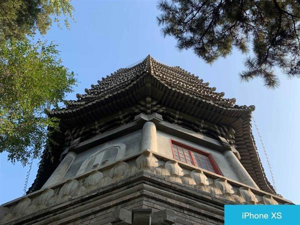 买华为Mate20 Pro还是iPhone Xs?苹果Xs和华为Mate20 Pro对比评测