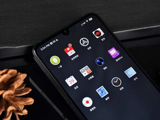 坚果Pro 3好不好?