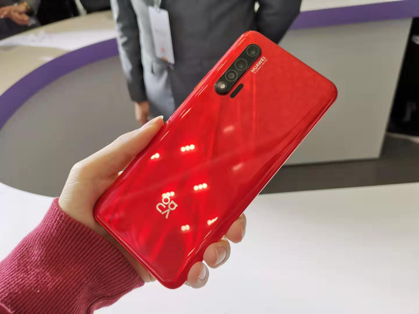 华为nova 6怎么样?