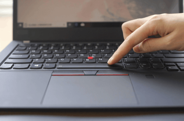ThinkPad笔记本上的小红点有什么用