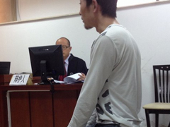 ���С���Ů�ͻ����ױ��ܶ������������8����