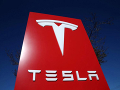 ȥ��Motors����˹������ֻ��������˾