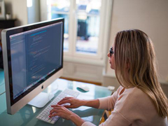 �Ա����Ӳ��ϣ�Uber��ɧ�ų��Žҹ��Ů������״̬