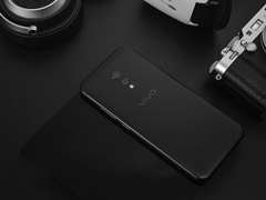 vivo Xplay6ĥɰ�ڰ����з��ۣ��ۼ�4498Ԫ