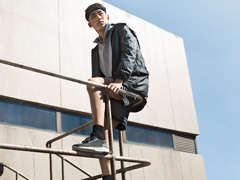 �׼��˶�Ь���ܰ淢������������о2��249Ԫ