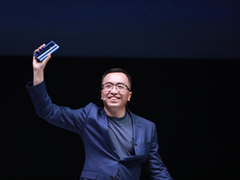 ����С�ס����壡��������ҫ�ѳ�Ϊ�й���һ�������ֻ�����