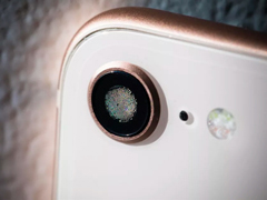 IP67��ˮ�����ɰ��裡ƻ��iPhone 8��ˮ28���Ӻ󱨷�