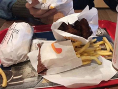 Ӣ�������о�������ը������Ӱ������