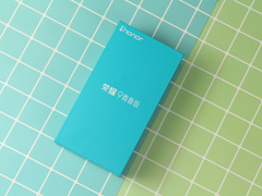 ���1799Ԫ����ҫ9�ഺ���Ⱥ�����ɫ����ͼ��