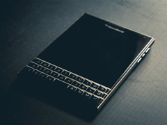 BlackBerry������������ݮ������BlackBerryϵͳ