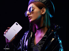 2999Ԫ��OPPO R15�ֻ����տ���Ԥ��