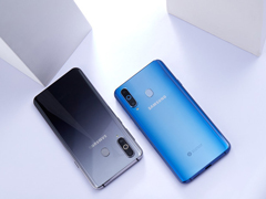 Galaxy A8sÿGalaxy A8s