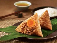 ����ʳҩ���ܾ���֯��������ܹ�302���Σ����ϸ���ƷΪ6����