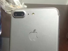 ƻiPhone7 Plus˫ͷ նͼع