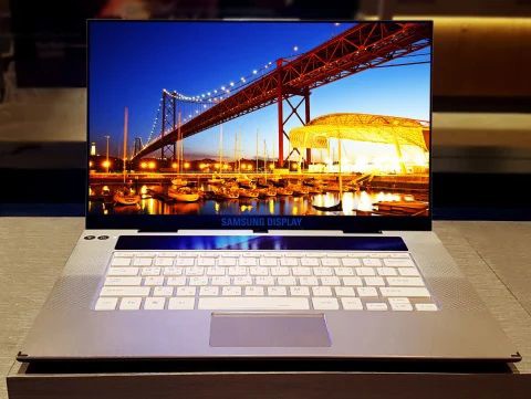 Galaxy Book 3 Ultra װΪʼǱȫ 120Hz OLED Ļ